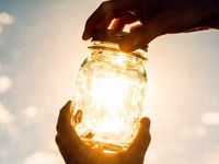 امکان ذخیره نور خورشید در بطری برای تولید هیدروژن در شب