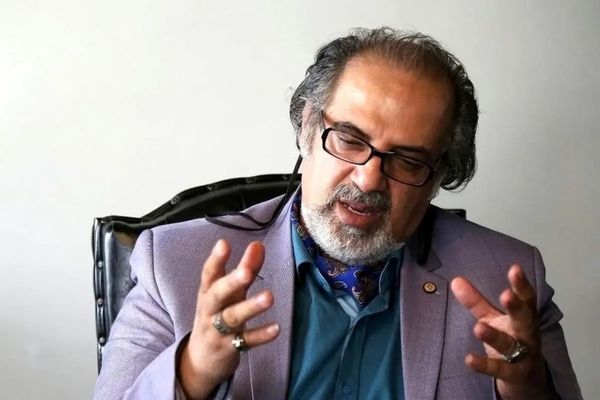 پل کوچ از جنگ آیینی به ساختاری